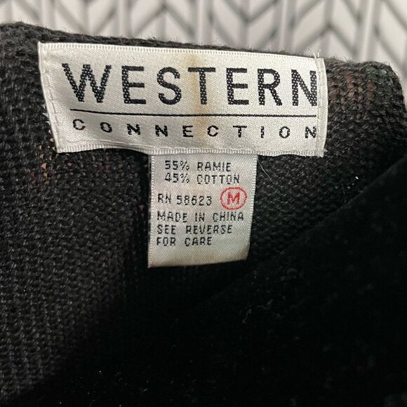 Ugly Christmas Sweater Cardigan One Hook Closure Embroidered Size Medium Rope - Picture 9 of 11